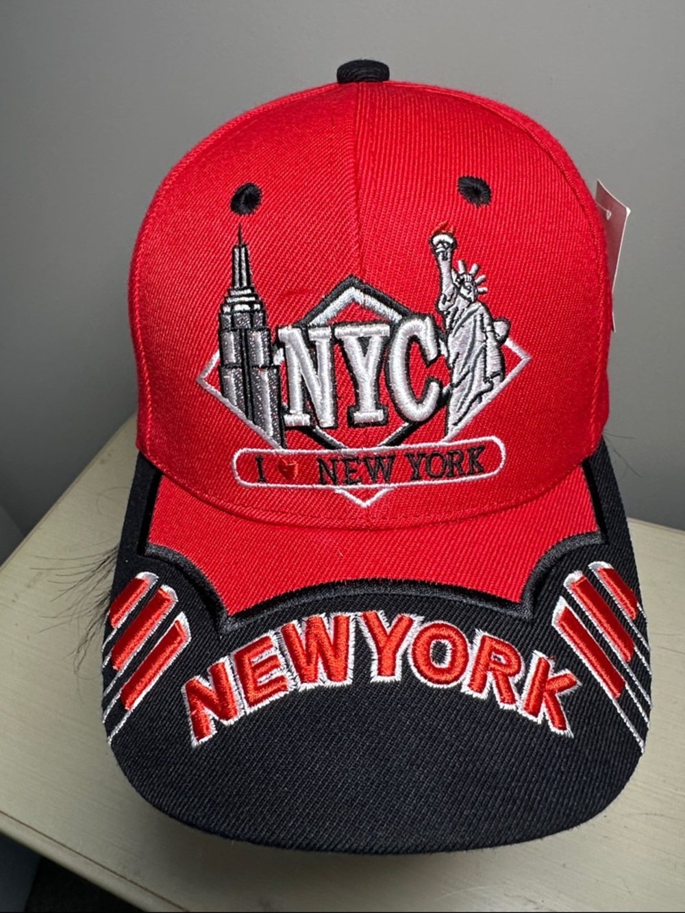 Red and Black New York City NYC tourist Embroidered Cap